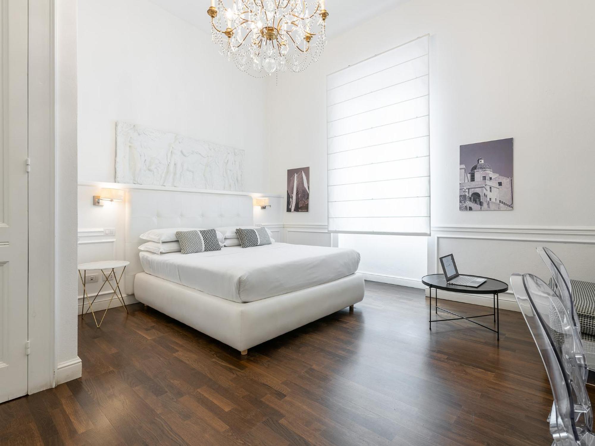 Pley Cagliari Boutique Rooms מראה חיצוני תמונה